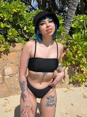 Nikki Carreon