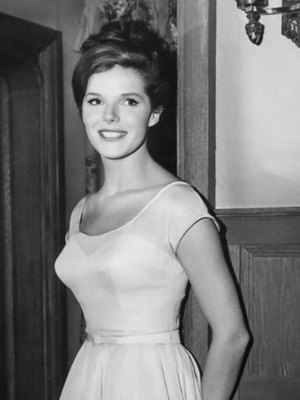 Samantha Eggar