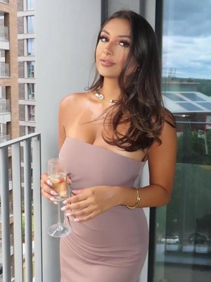 Tara Holloway