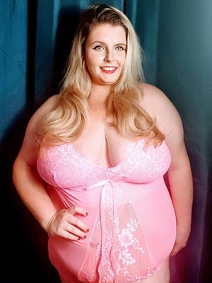 Caroline's Curves