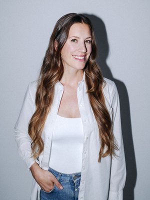 Dr. Anne Latz