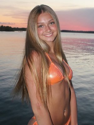 Ellie Mae Long