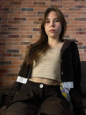 Emili Den