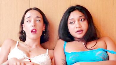 Watching porn and cumming with my friend