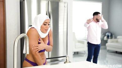 Hijab MYLF wants her stepsons dick