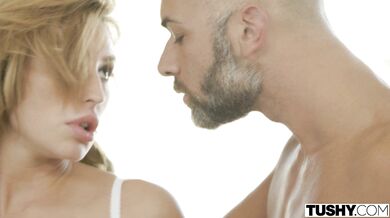 Leia Christiana anal fucking in sexy white stockings