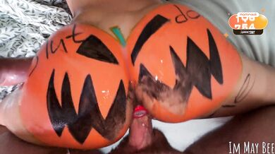 Local slut gives away her pussy on Halloween