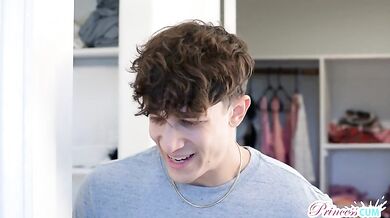 Demi Hawks as the perfect housewife