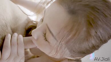 Zuo Hai Horny Cougar Enjoys Young Man Cock