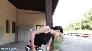 Japanese beauty Rae Lil Black fucks for cash