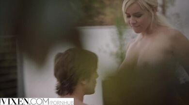 Naughty blonde fucks her sister's boyfriend to make her jealous