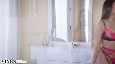 Lela Star Keeps Herself Busy When Her Husband Is Out