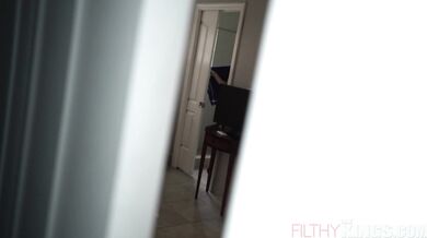 Aunt spreads her legs for hard cock