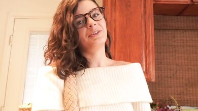 Fiancé gets a creampie before the wedding