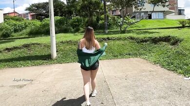 Creampie in public with the Uber driver after finding out my boyfriend cheated on me