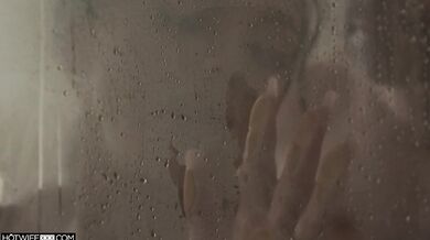 Big Ass Busty MILF Payton Preslee Loves To Be Shared With Hubby's Best Friend