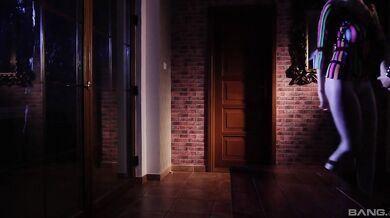 Amber Jayne & Kitty Li - A Mind Blowing Threesome