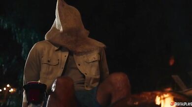 Two black girls Nicole Kitt and August Skye in threesome