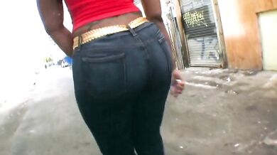 Two big peaches in threesome