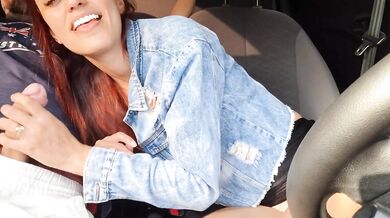 App driver catches passenger masturbating from behind!