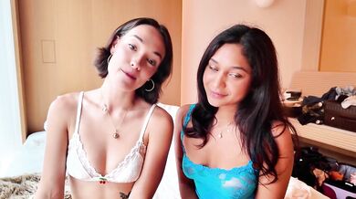 Watching porn and cumming with my friend