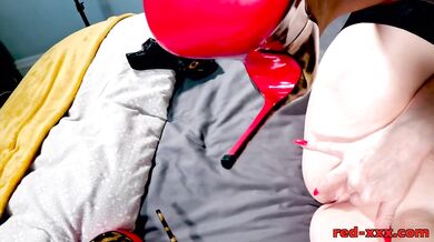 Mature Red XXX masturbation
