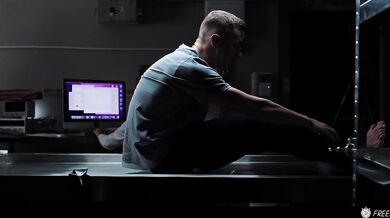 Horny guy can stop time and fucks sexy doctor