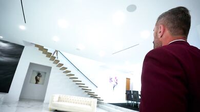 American MILF Jennifer White