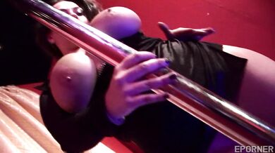 Anal at the bar with Alicia Rhodes and Jemstone