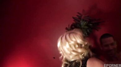 Anal at the bar with Alicia Rhodes and Jemstone