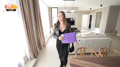 The realtor took the viewing to another level