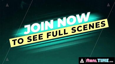 Horny Blonde Candee Licious Needs To Be Fucked In Her Both Holes At The Same Time