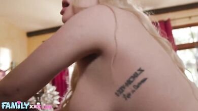 Perfect Slutty Big Tit PAWG Teen Stepsister London Laurent