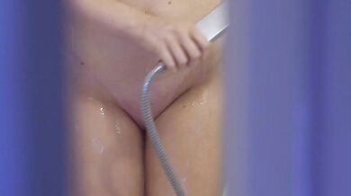 Hot British Redhead Atlanta Moreno Gives Sloppy Blowjob And Rides A Big Hard Cock