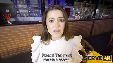 Sereyna Gomez's Big Tits And Ass Gets Fucked While Doing Fast Food Delivery