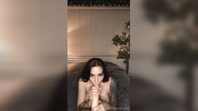Veronika Vengeance Sucks Dildo