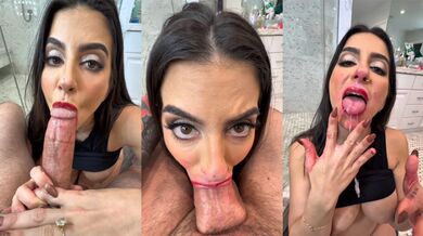 Lena The Plug Gives A Blowjob In The Bathroom