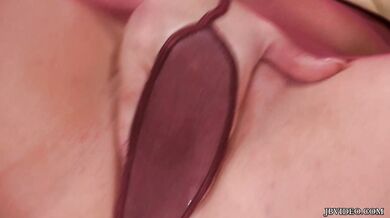 Curvy Babe Harley Jade Teases In Pantyhose
